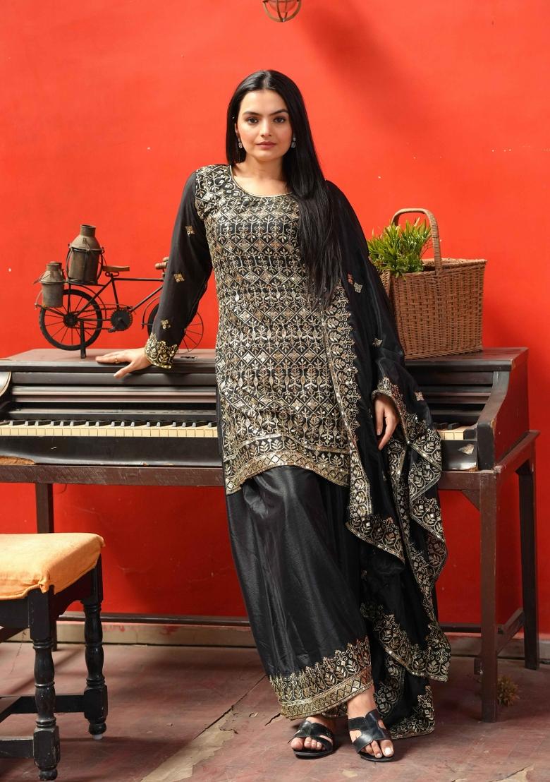 Purple Embroidered Georgette Salwar Kameez With Dupatta