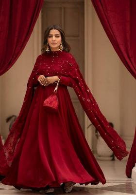 Maroon Solid Cotton Blend Salwar Kameez With Dupatta