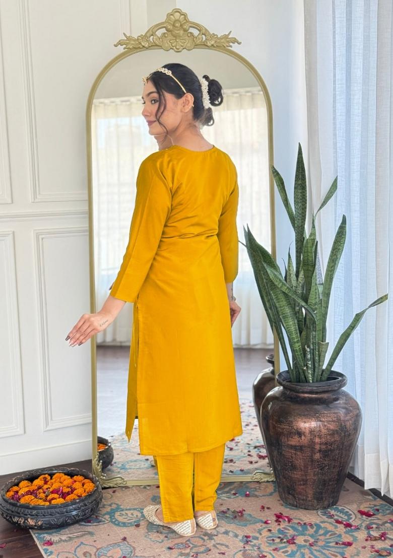 Pink Embroidered Cotton Blend Salwar Kameez With Dupatta