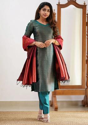 Pink Solid Silk Salwar Kameez With Dupatta