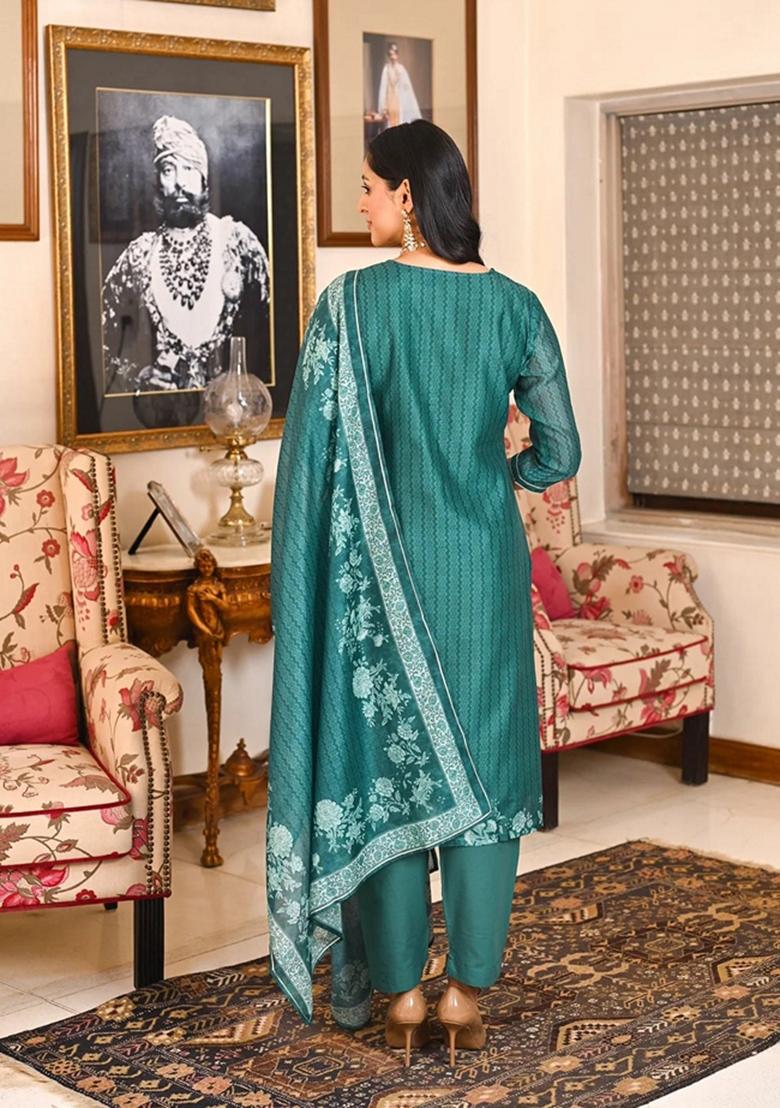 Green Embroidered Rayon Salwar Kameez With Dupatta