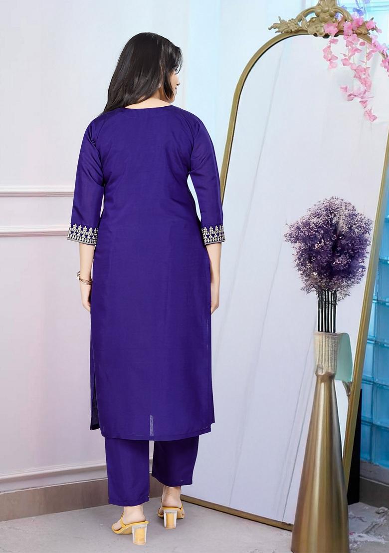 Blue Embroidered Chanderi Salwar Kameez With Dupatta