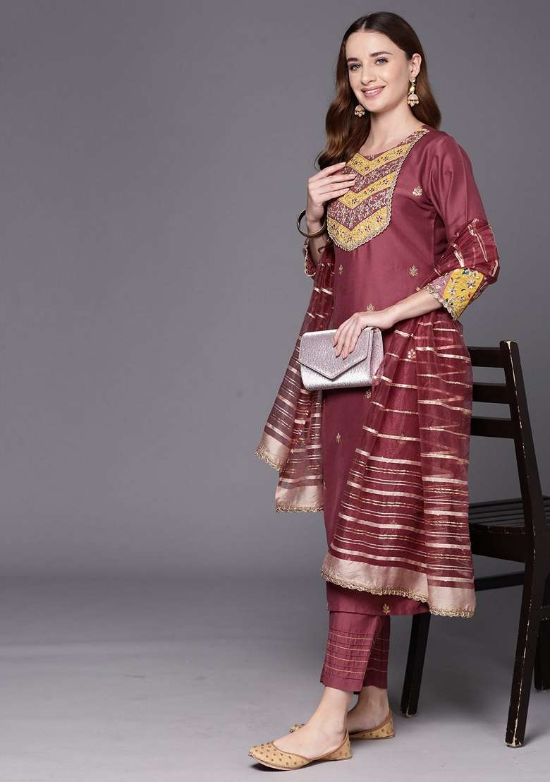 Mauve Embroidered Silk Blend Salwar Kameez With Dupatta - Indya