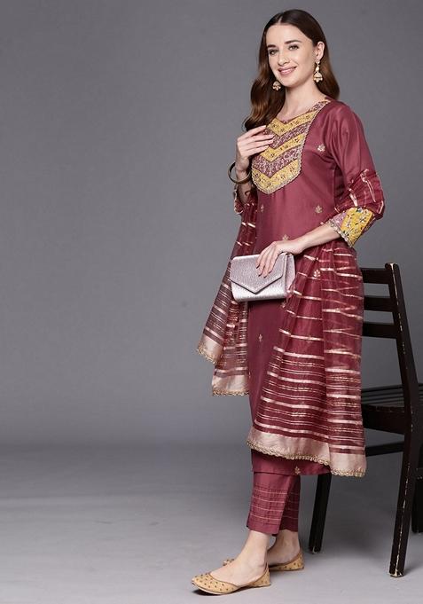 Mauve Embroidered Silk Blend Salwar Kameez With Dupatta