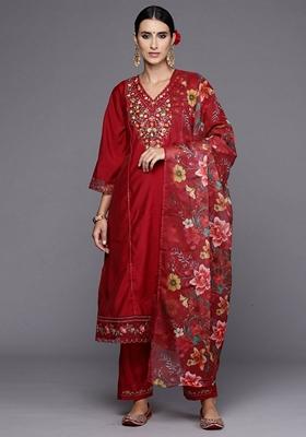Red Embroidered Silk Blend Salwar Kameez With Dupatta