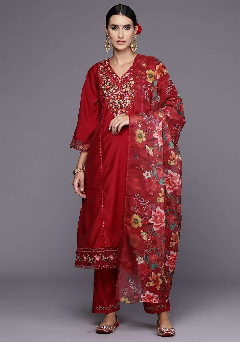 Red Embroidered Blended Straight Kurta Set - Indya
