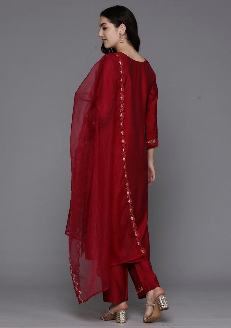 Magenta Embroidered Silk Blend Salwar Kameez With Dupatta