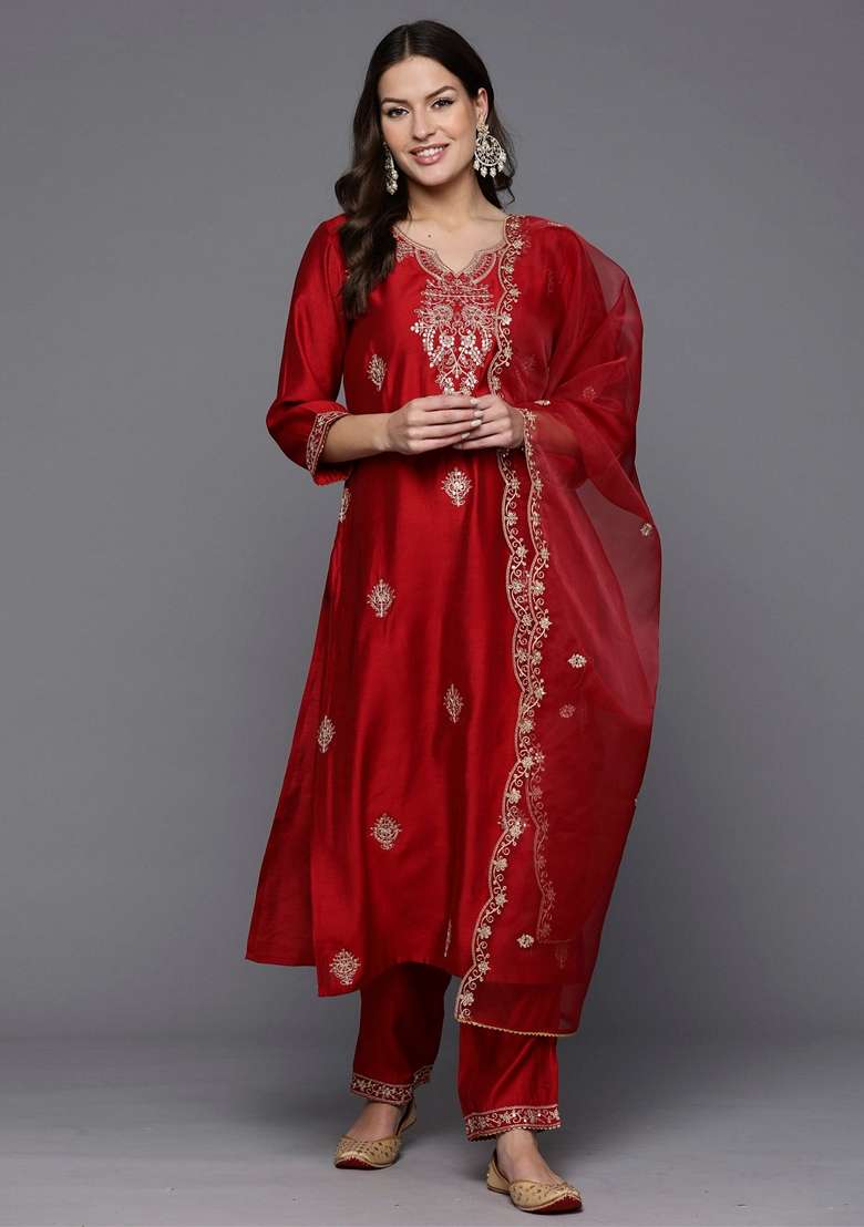 Red Embroidered Blended Straight Kurta Set - Indya