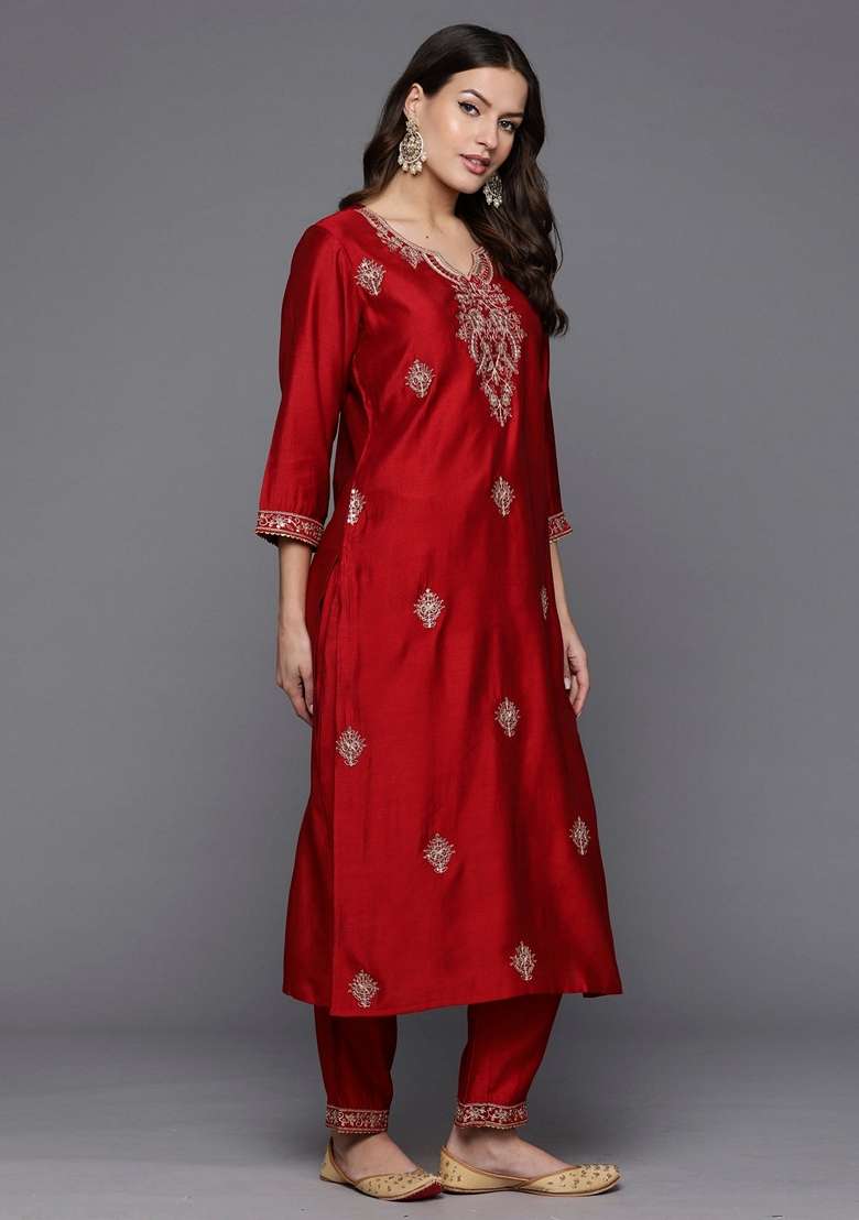 Red Embroidered Blended Straight Kurta Set - Indya