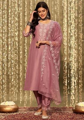 Mauve Embroidered Silk Blend Salwar Kameez With Dupatta