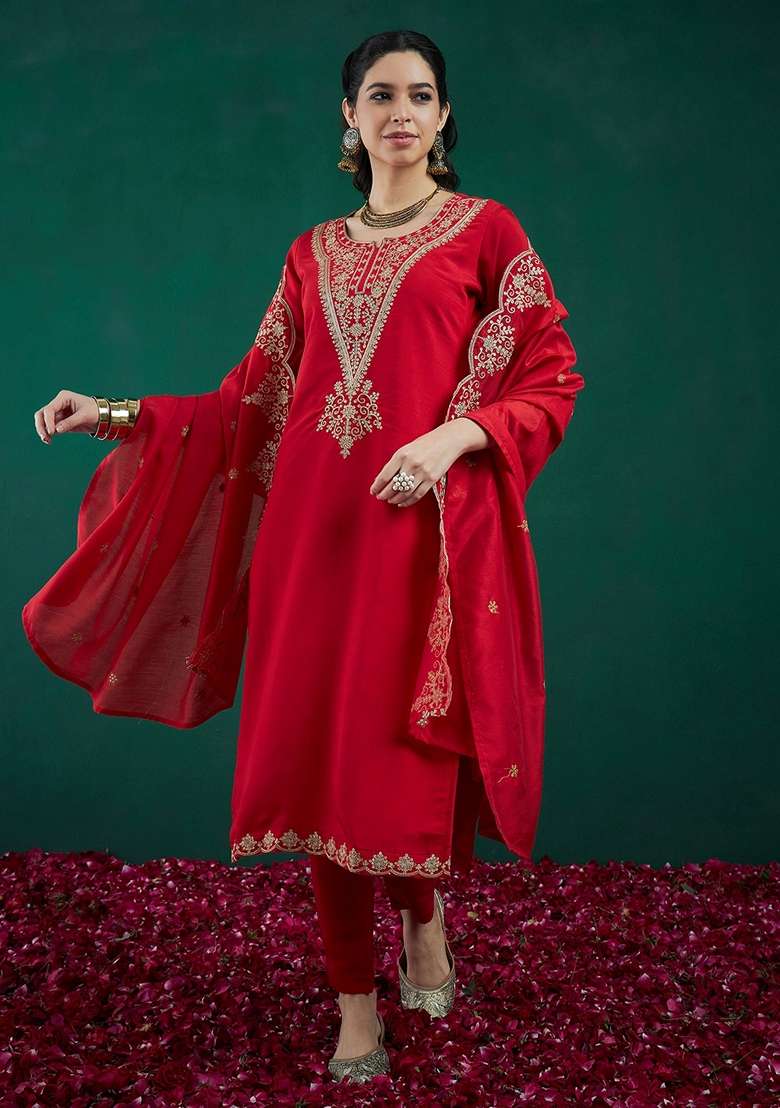 Red Embroidered Silk Blend Salwar Kameez With Dupatta - Indya