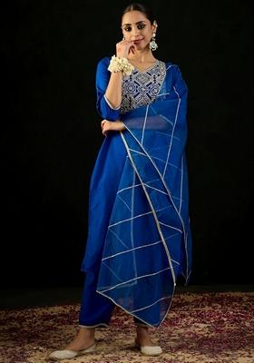 Blue Embroidered Silk Blend Salwar Kameez With Dupatta