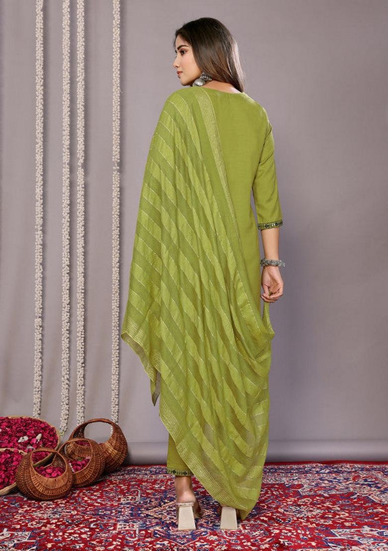 Mehndi Green Embroidered Cotton Blend Salwar Kameez With Dupatta