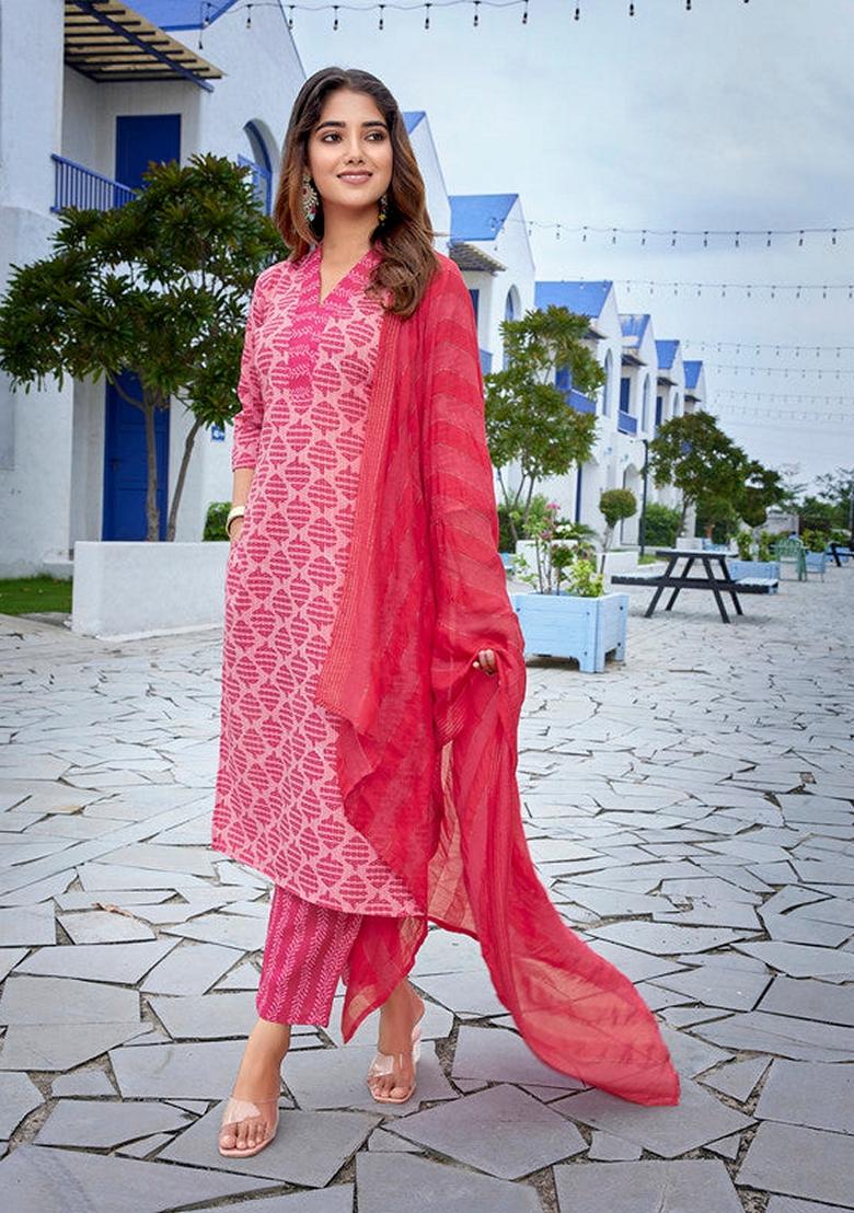 Pink Printed Cotton Blend Salwar Kameez With Dupatta