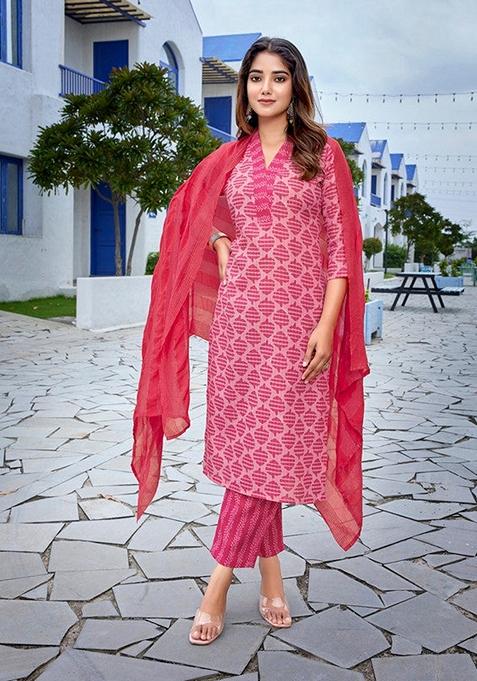Pink Printed Cotton Blend Salwar Kameez With Dupatta