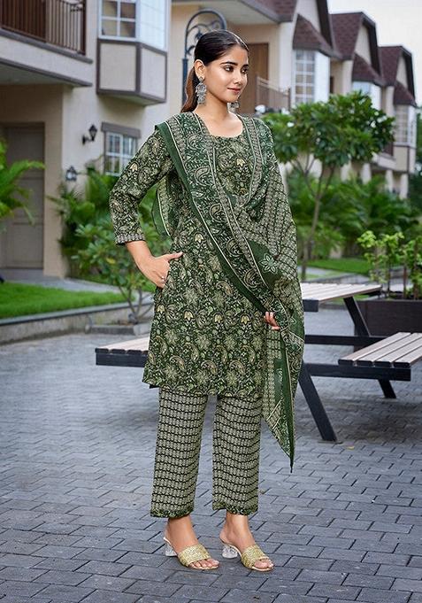 Bottle Green Printed Cotton Blend Salwar Kameez With Dupatta