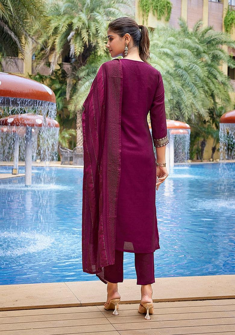 Purple Solid Silk Blend Salwar Kameez With Dupatta