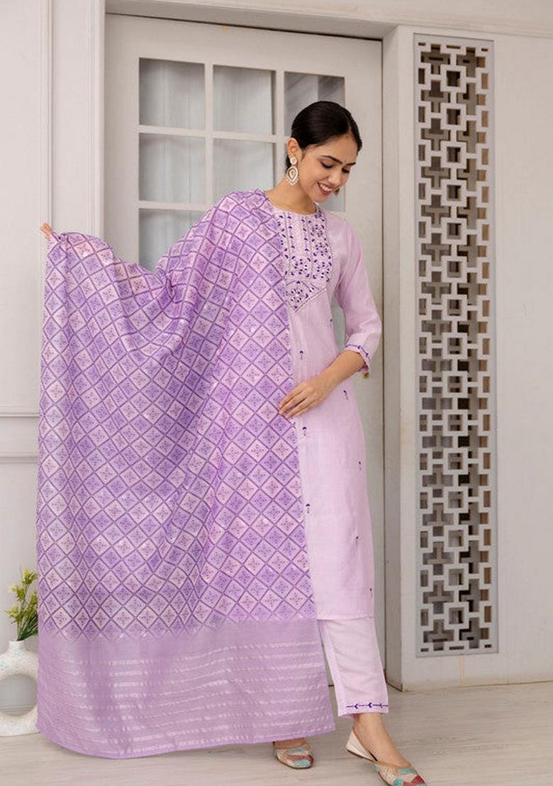 Lavender Solid Viscose Salwar Kameez With Dupatta