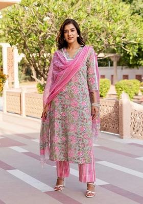 Pink Printed Cotton Salwar Kameez With Dupatta