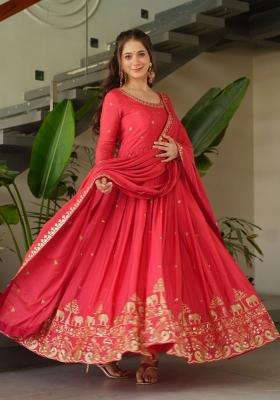 Peach Embroidererd Chinon Anarkali Set With Dupatta
