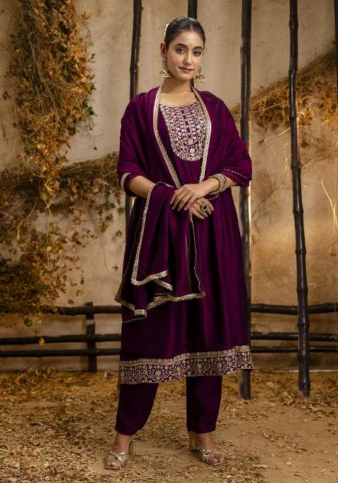 Purple Embroidererd Silk Blend Anarkali With Dupatta