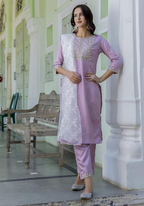 Lavender Embroidered Silk Blend Salwar Kameez With Dupatta