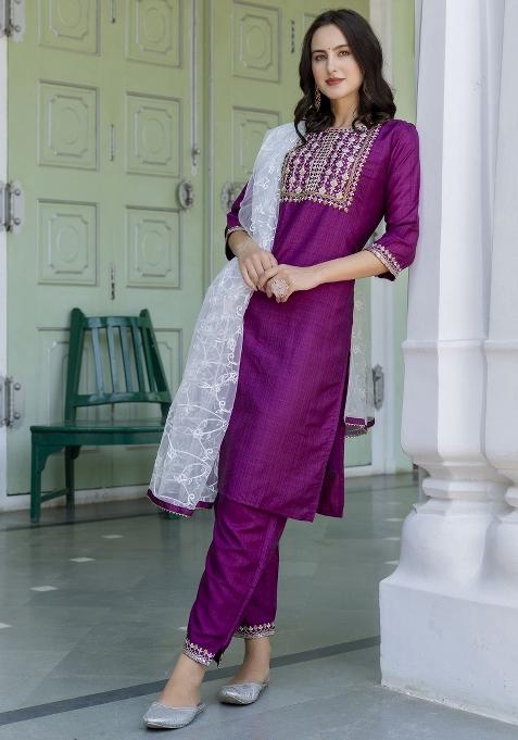 Purple Embroidered Silk Blend Salwar Kameez With Dupatta