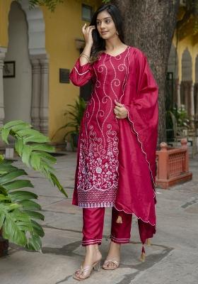 Red Embroidered Cotton Blend Salwar Kameez With Dupatta