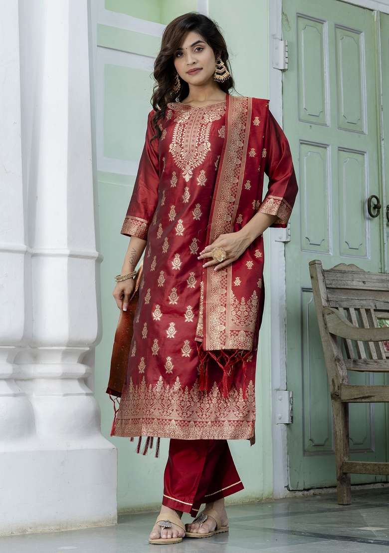 Maroon Jacquard Cotton Straight Kurta Set - Indya