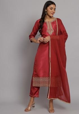 Maroon Embroidered Silk Blend Salwar Kameez With Dupatta