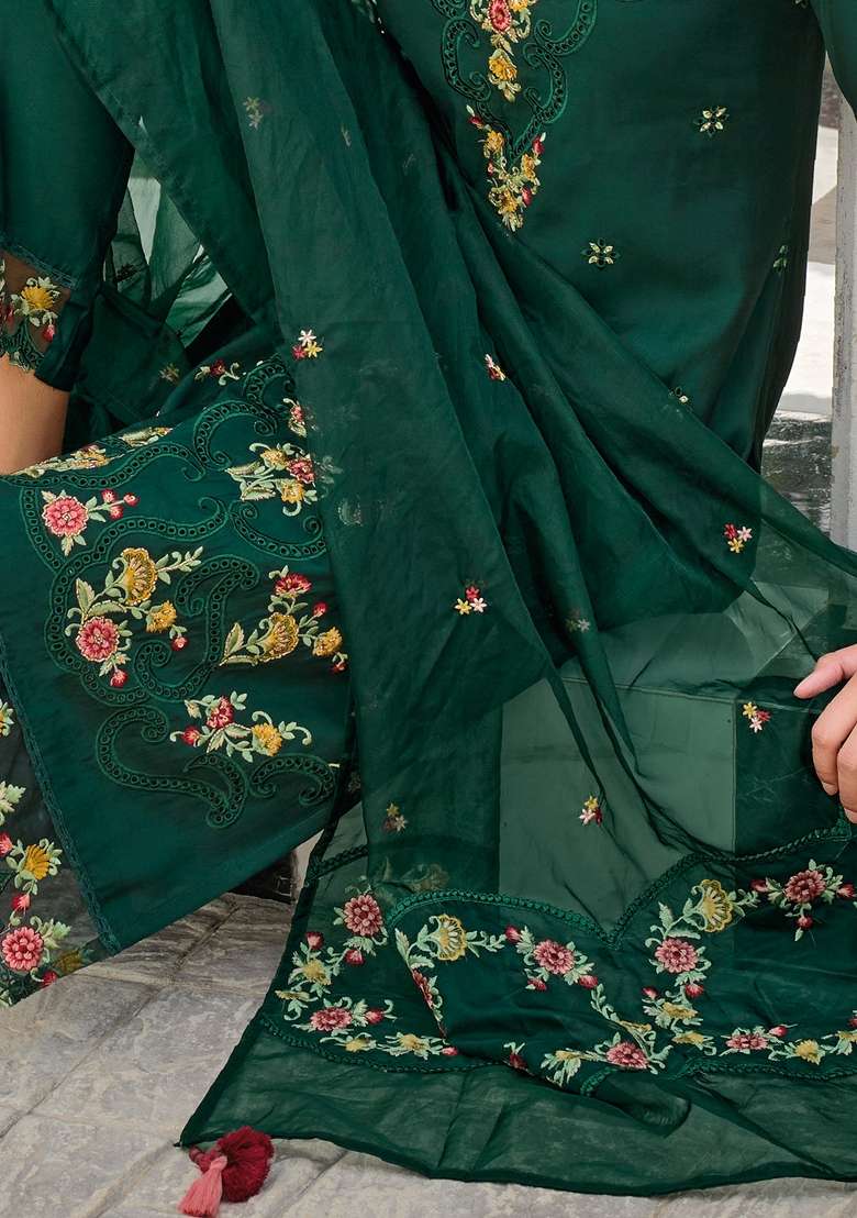 Green Embroidered Viscose Straight Kurta Set - Indya