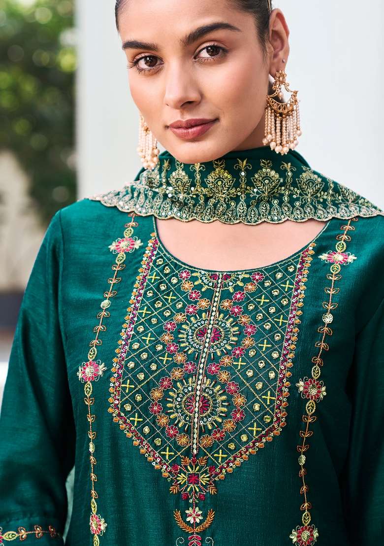 Green Embroidered Viscose Straight Kurta Set - Indya