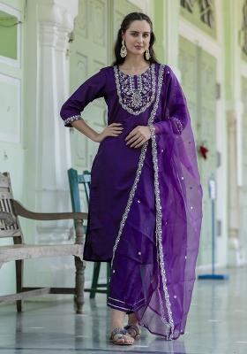 Purple Embroidered Silk Blend Salwar Kameez With Dupatta