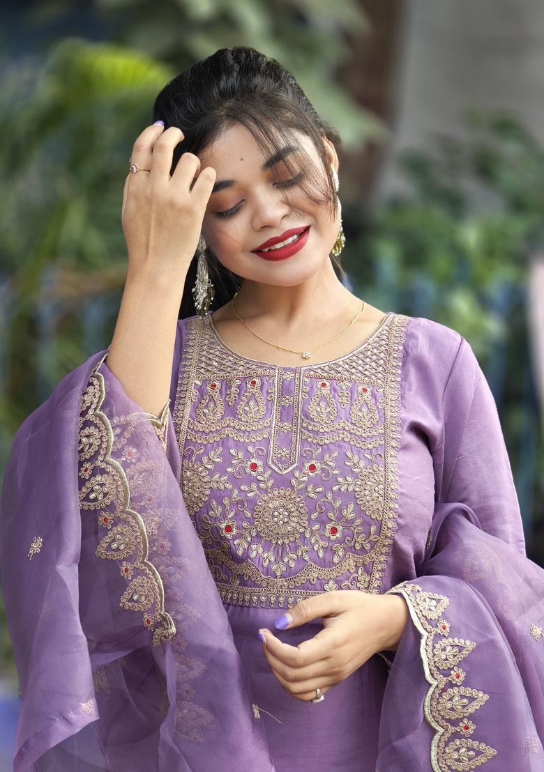 Lavender Embroidered Silk Blend Salwar Kameez With Dupatta