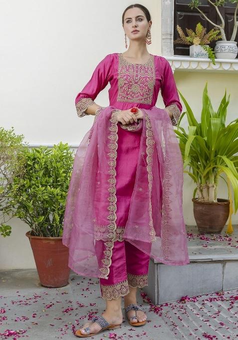 Pink Embroidered Silk Blend Salwar Kameez With Dupatta