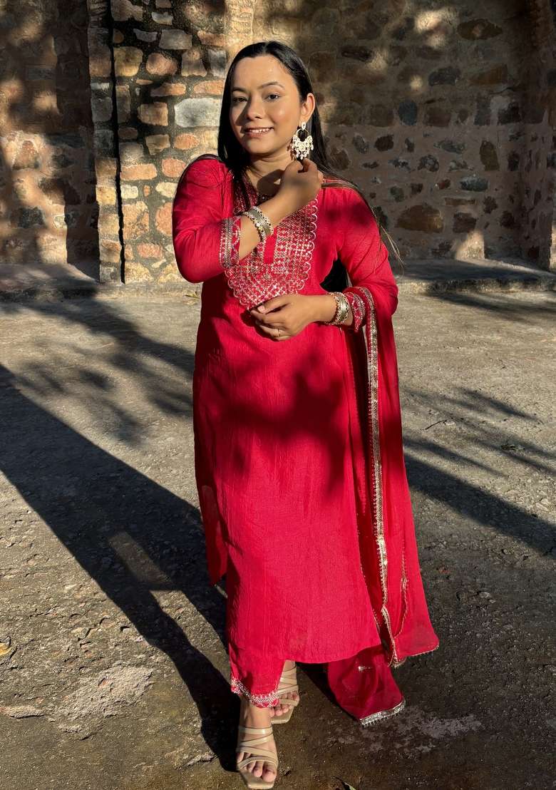 Pink Embroidered Silk Blend Salwar Kameez With Dupatta - Indya