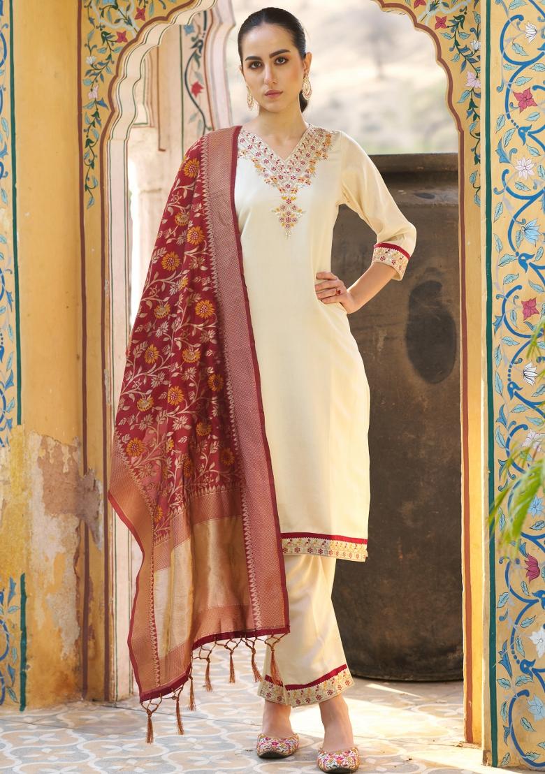 Cream Embroidered Silk Blend Salwar Kameez With Dupatta