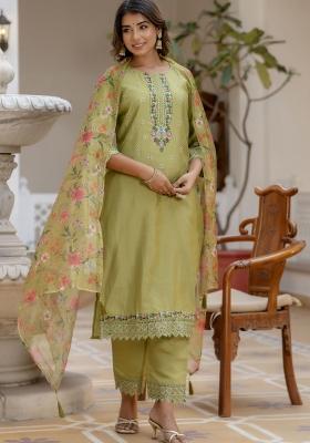 Mehendi Green Embroidered Viscose Salwar Kameez With Dupatta