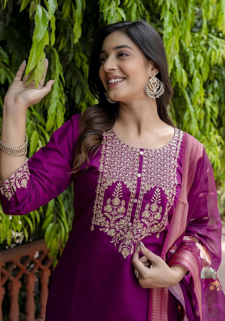 Purple Embroidered Viscose Salwar Kameez With Dupatta