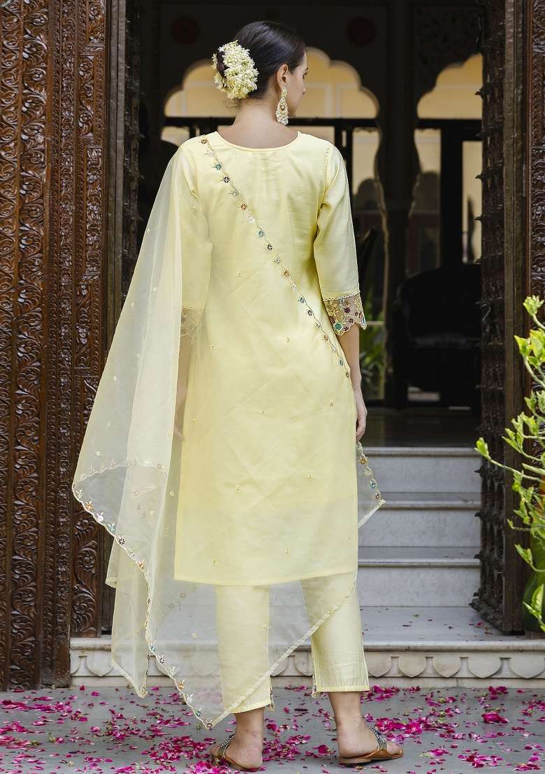 Yellow Embroidered Viscose Pakistani Suit Set - Indya