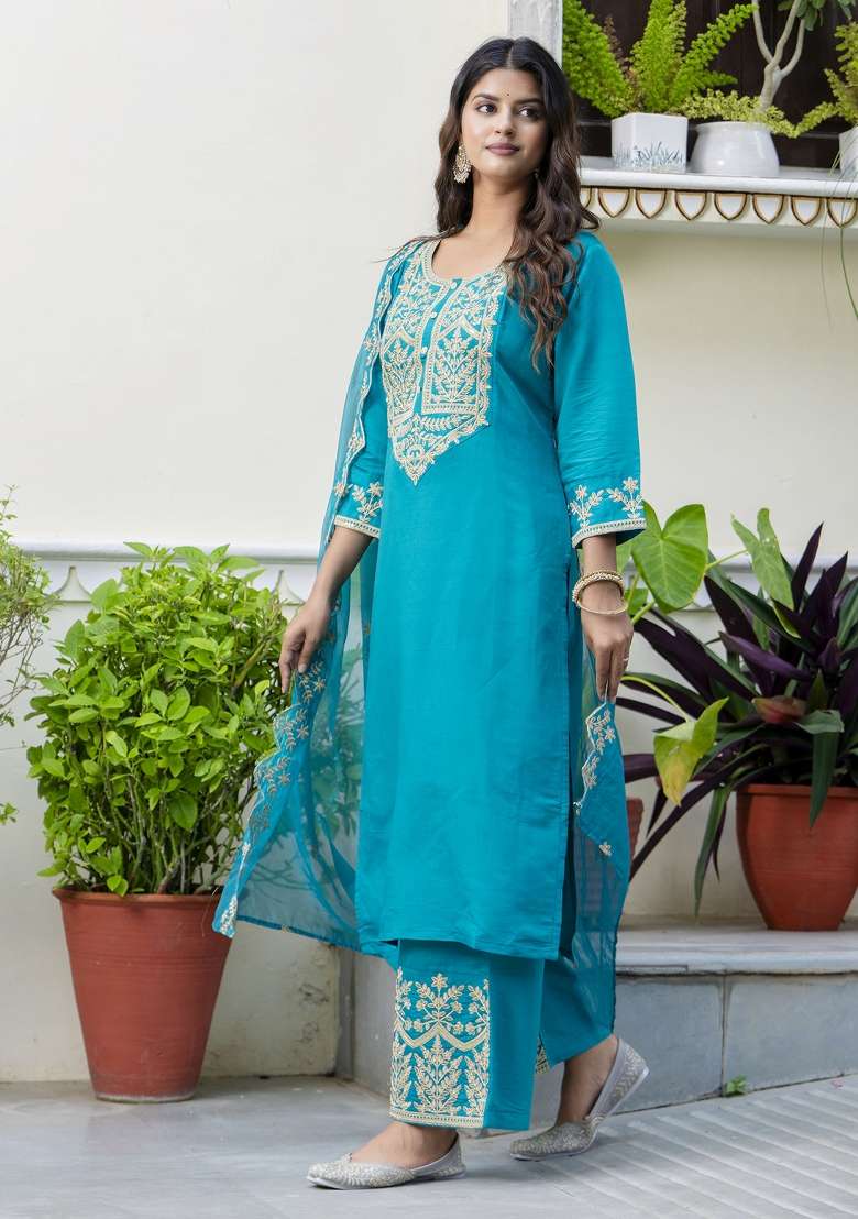 Sky Blue Embroidered Silk Blend Straight Kurta Set - Indya