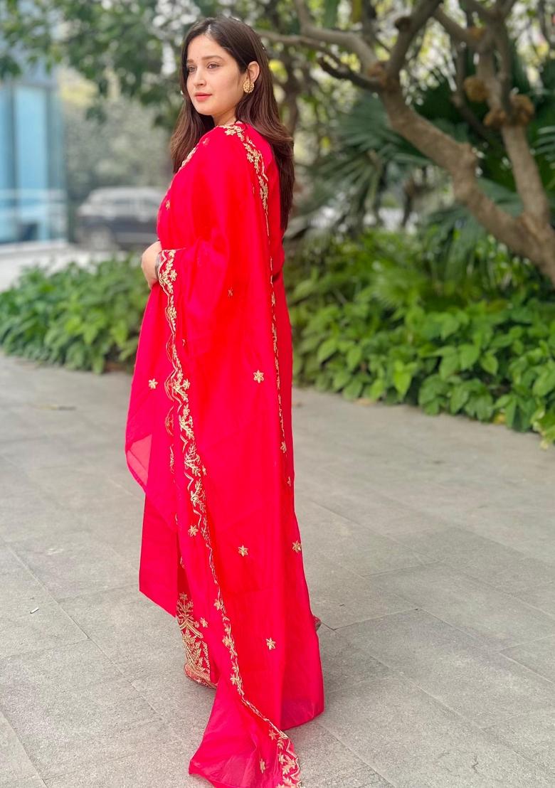 Pink Embroidered Silk Blend Salwar Kameez With Dupatta