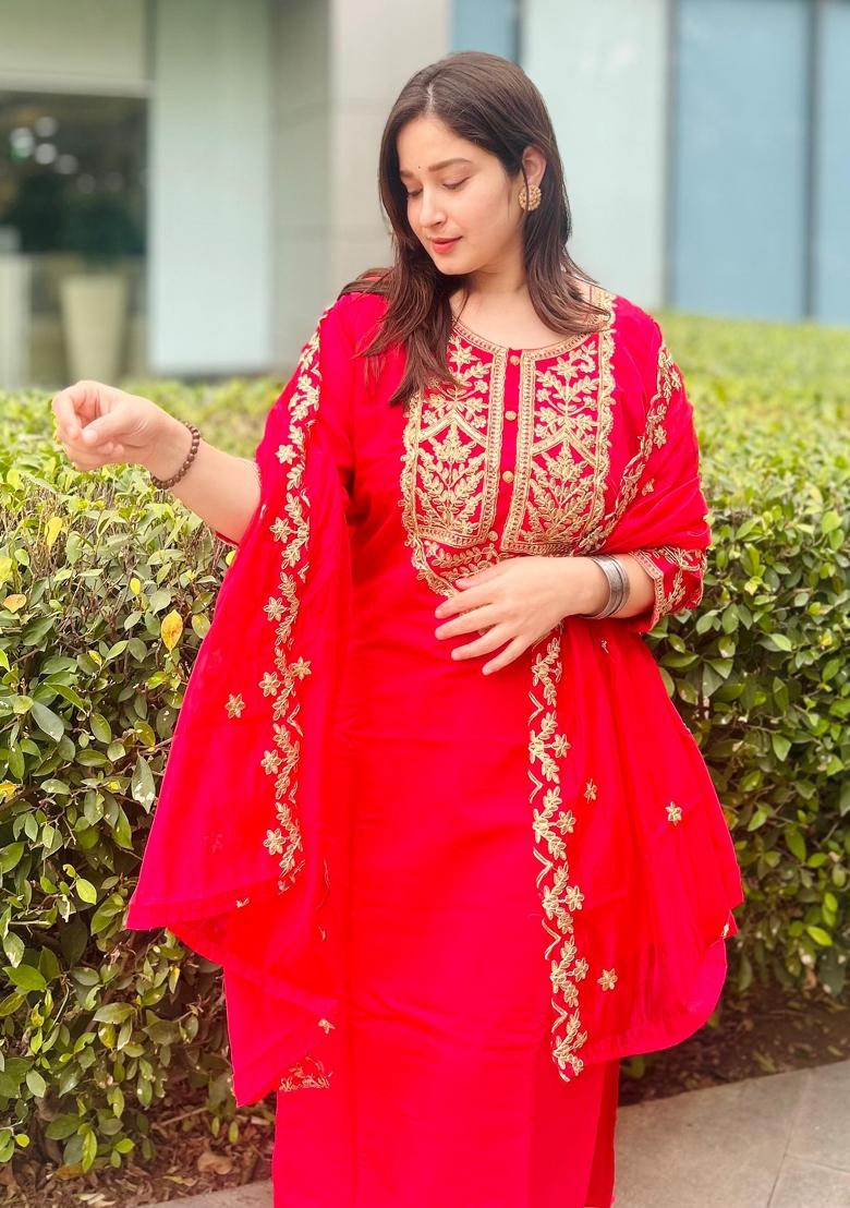 Pink Embroidered Silk Blend Salwar Kameez With Dupatta