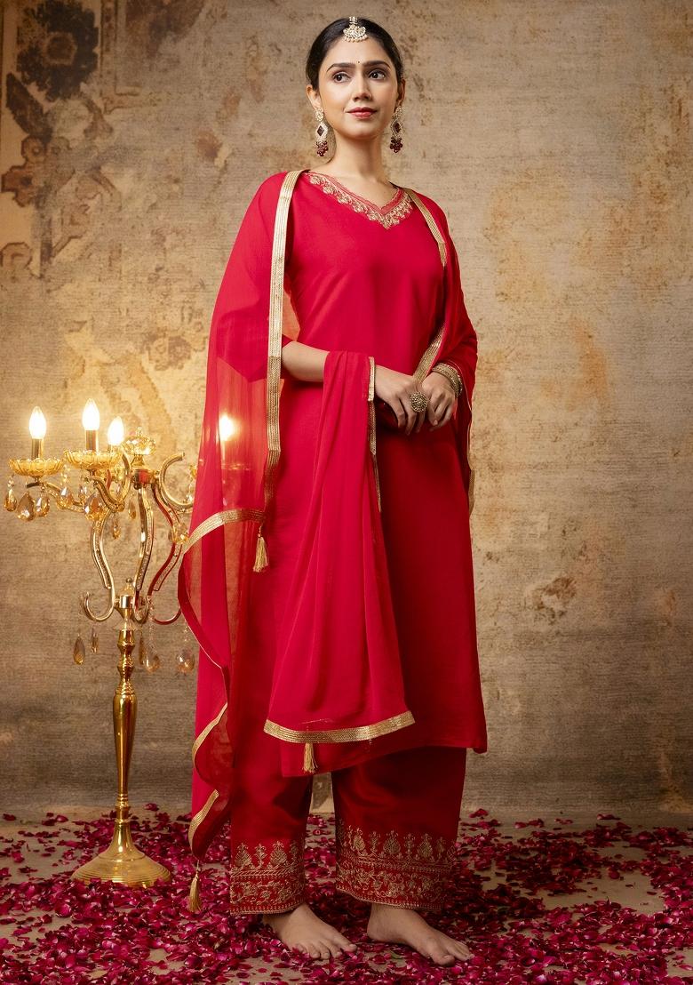 Pink Embroidered Silk Blend Salwar Kameez With Dupatta