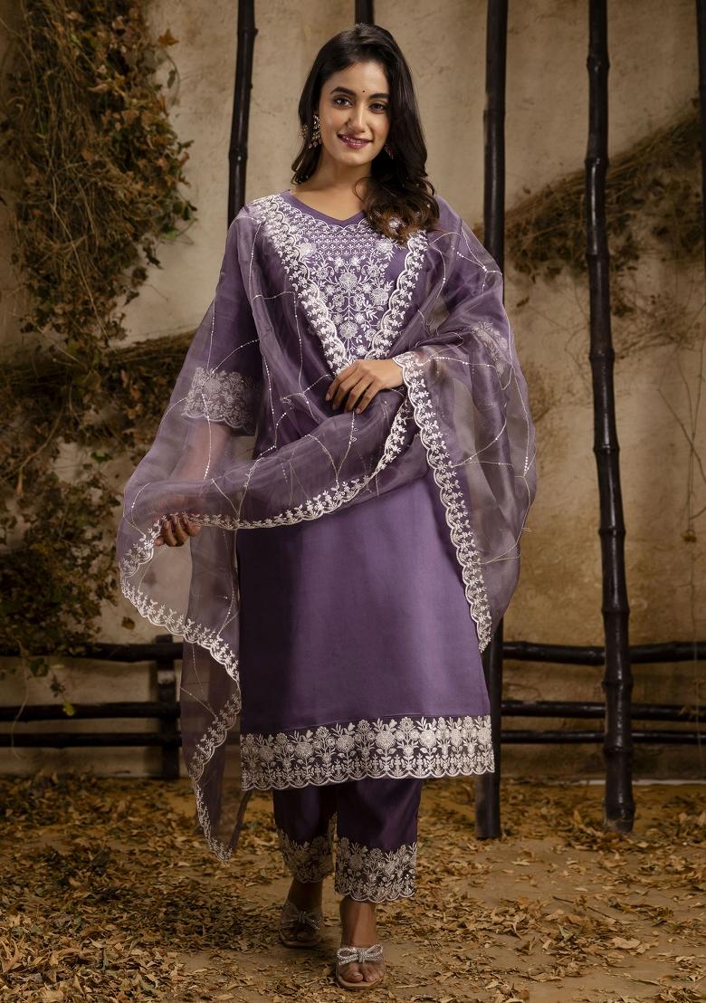 Lavender Embroidered Silk Blend Salwar Kameez With Dupatta