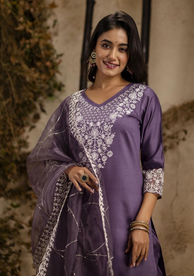 Lavender Embroidered Silk Blend Salwar Kameez With Dupatta