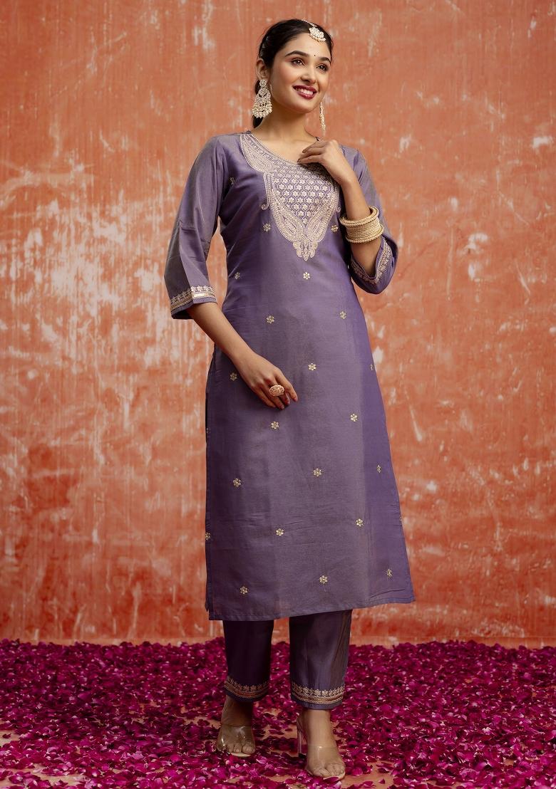 Lavender Embroidered Silk Blend Salwar Kameez With Dupatta
