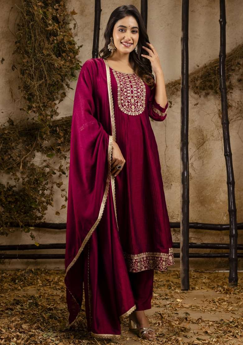 Maroon Embroidered Silk Blend Pakistani Suit Set - Indya
