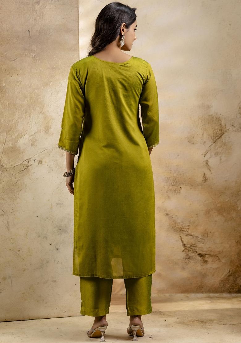 Mehendi Green Embroidered Silk Blend Salwar Kameez With Dupatta