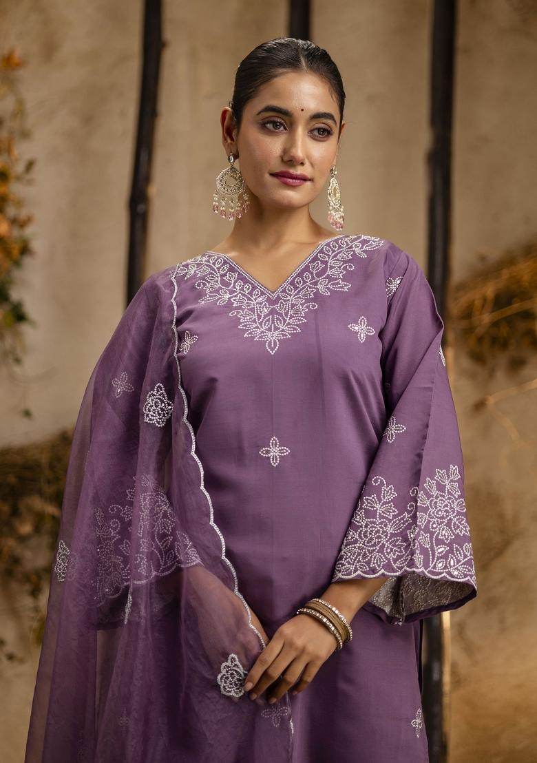 Lavender Embroidered Silk Blend Salwar Kameez With Dupatta